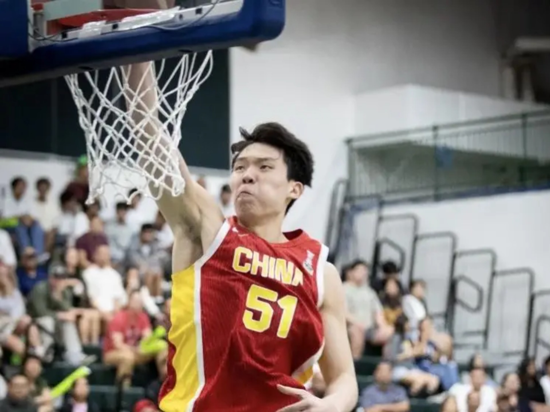 仅28天，杨瀚森从次轮升至第16顺位！的简单介绍