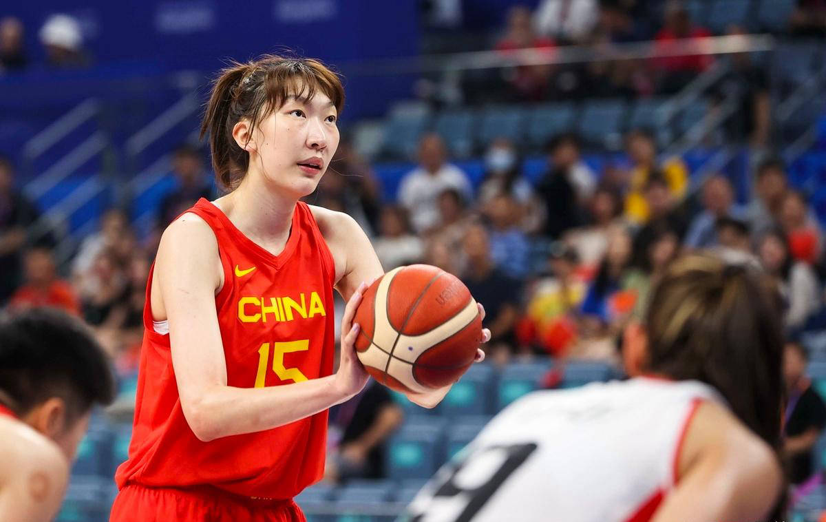 还得练！中国女篮全场罚球25中12命中率仅48%的简单介绍