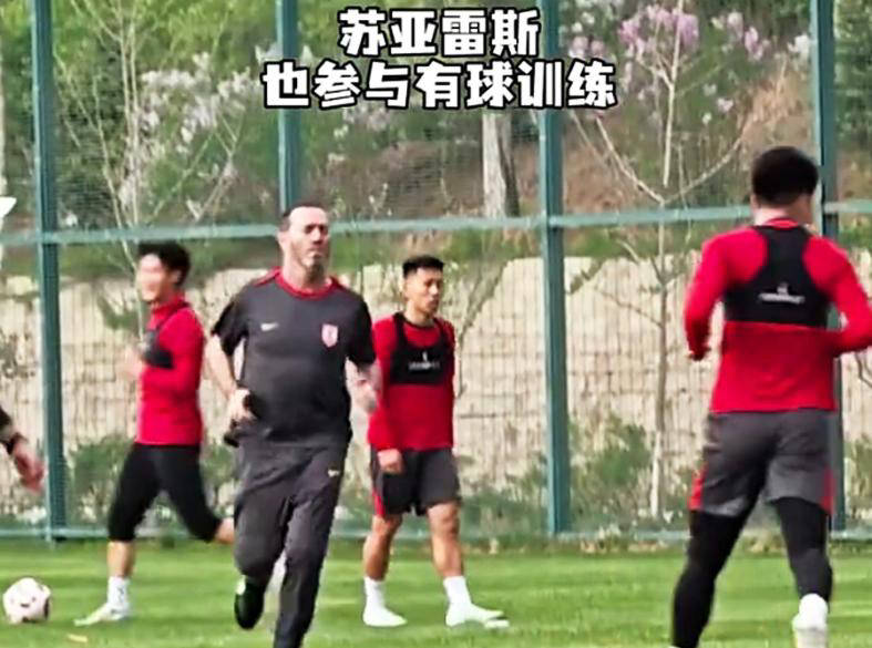 包含长春亚泰比不敌沈阳东进，遭遇失利的词条